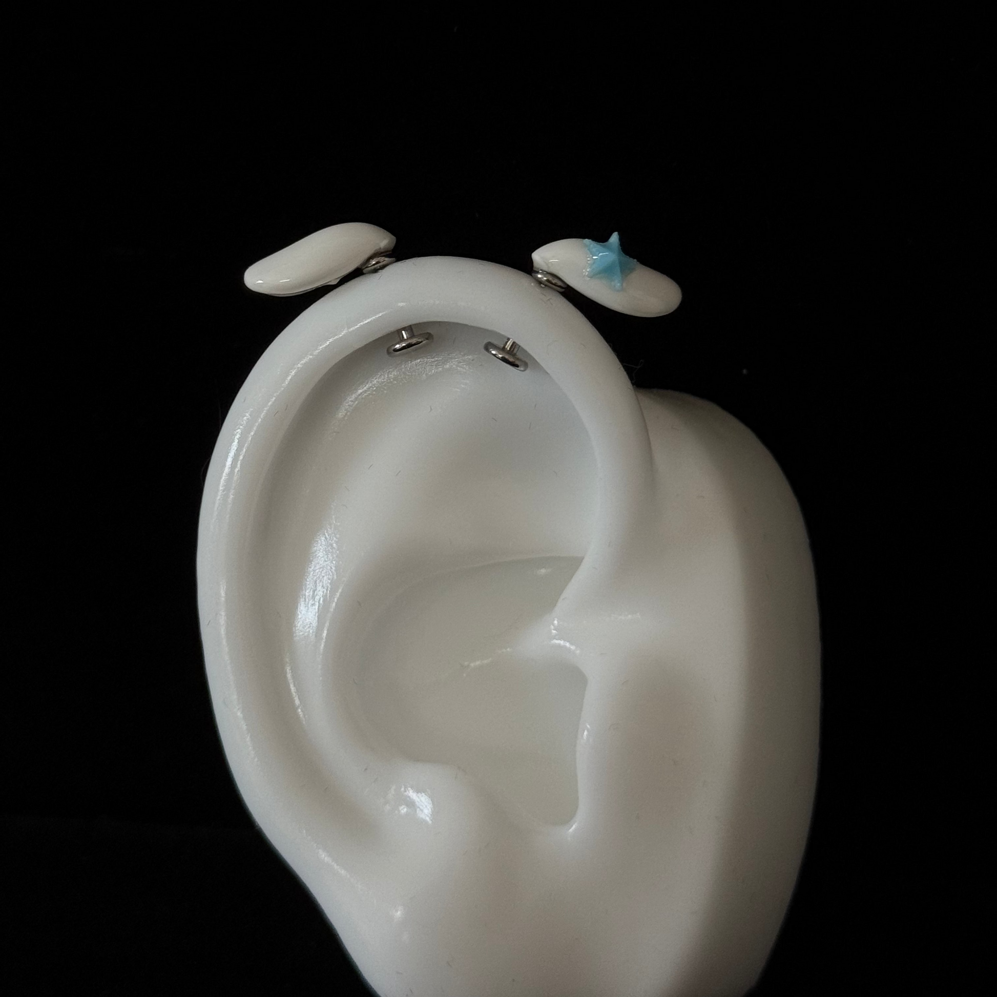 Cinnamoroll White Ear Star Titanium Helix Stud