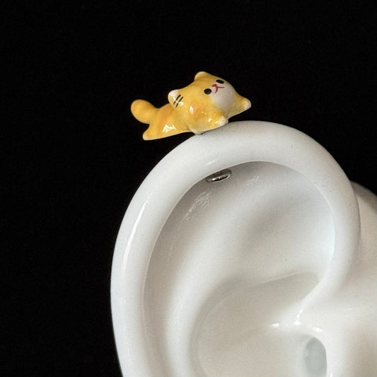 Yellow Cat Piercing Earring – Kawaii Cute Titanium Internal Thread Stud for Cartilage or Helix